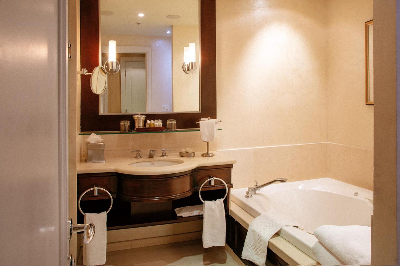 Yorkville Suite